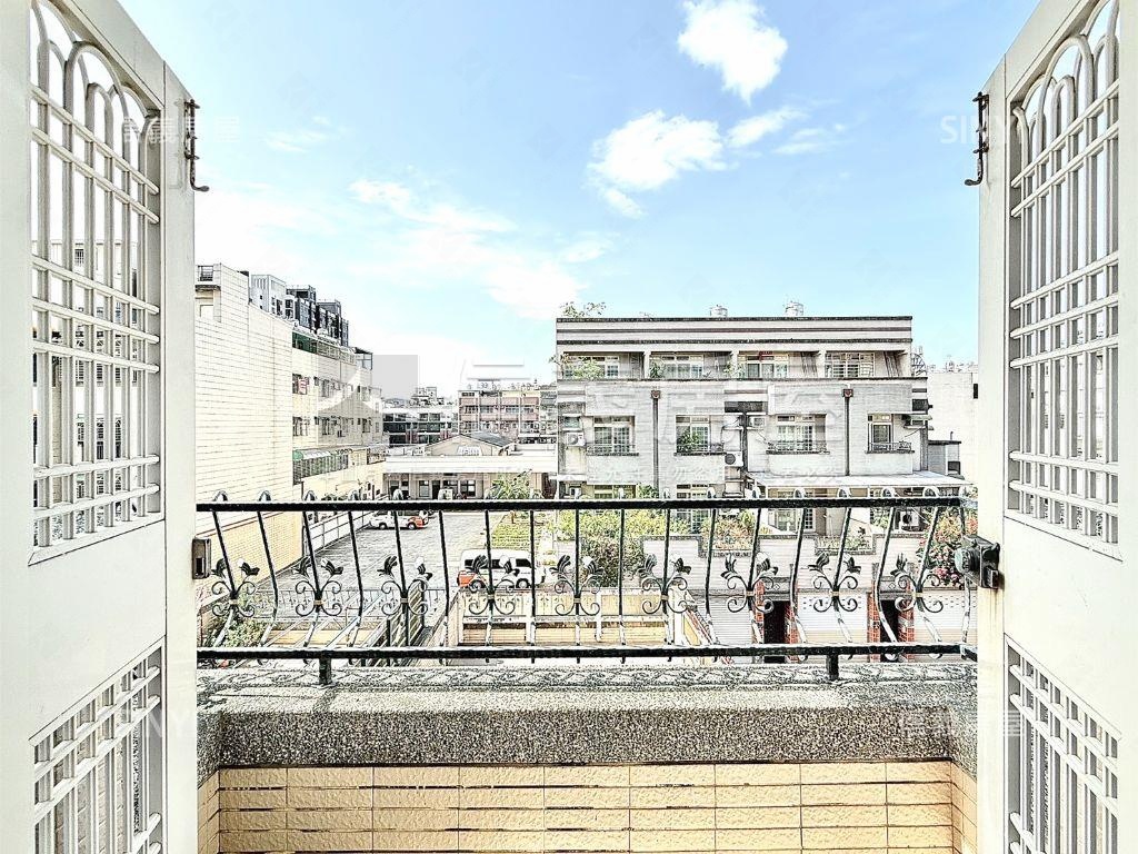 高昌正街大地坪採光車墅房屋室內格局與周邊環境