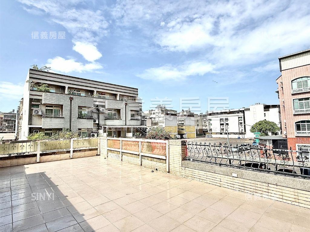 高昌正街大地坪採光車墅房屋室內格局與周邊環境