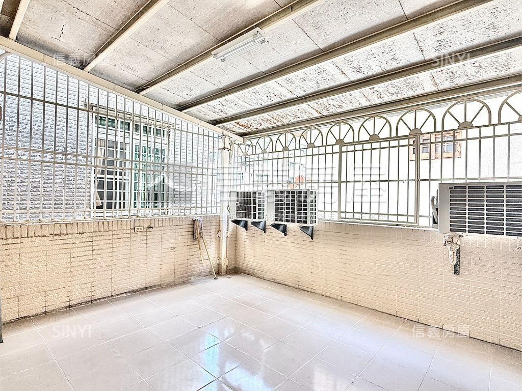 高昌正街大地坪採光車墅房屋室內格局與周邊環境