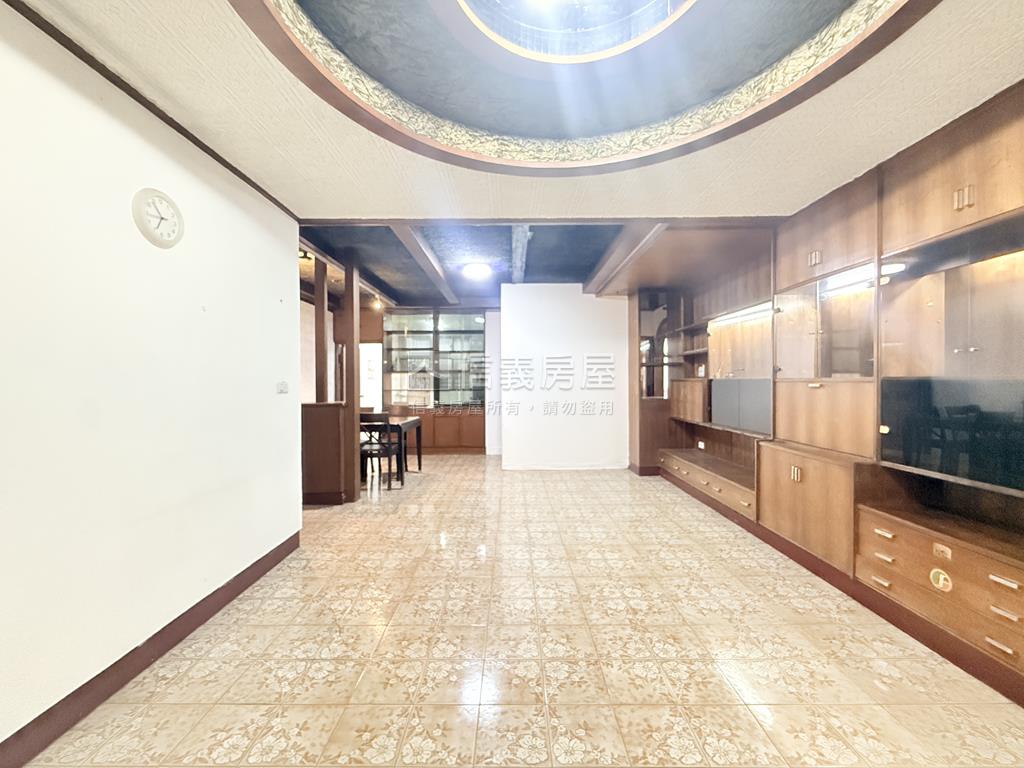西區◆柳川旁三樓美寓房屋室內格局與周邊環境