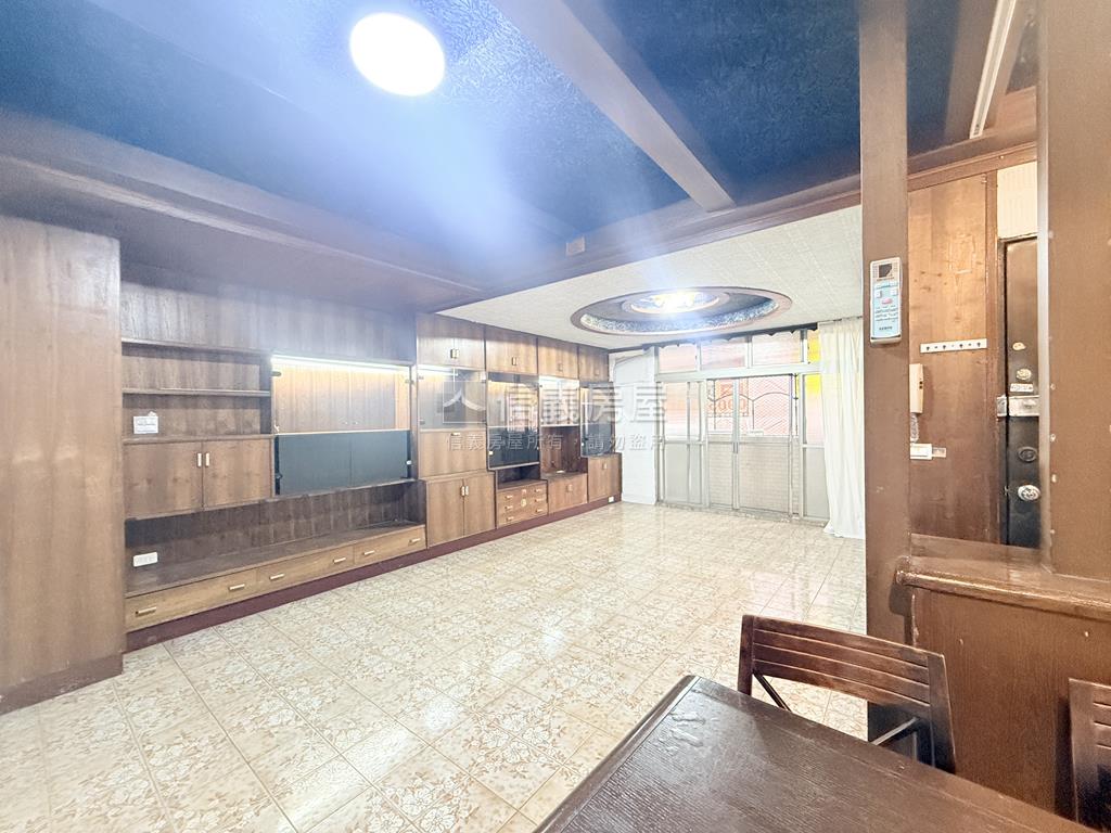 西區◆柳川旁三樓美寓房屋室內格局與周邊環境
