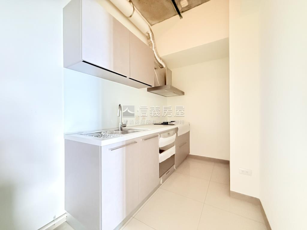 聯上頂樓大戶雙面採光房屋室內格局與周邊環境