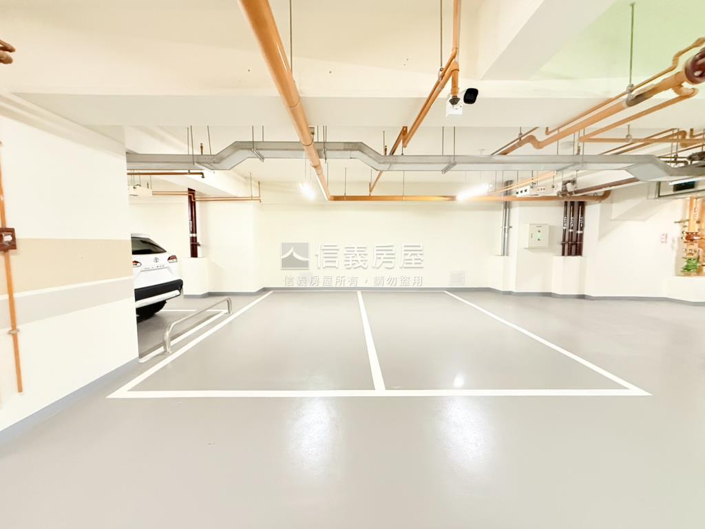 聯上頂樓大戶雙面採光房屋室內格局與周邊環境