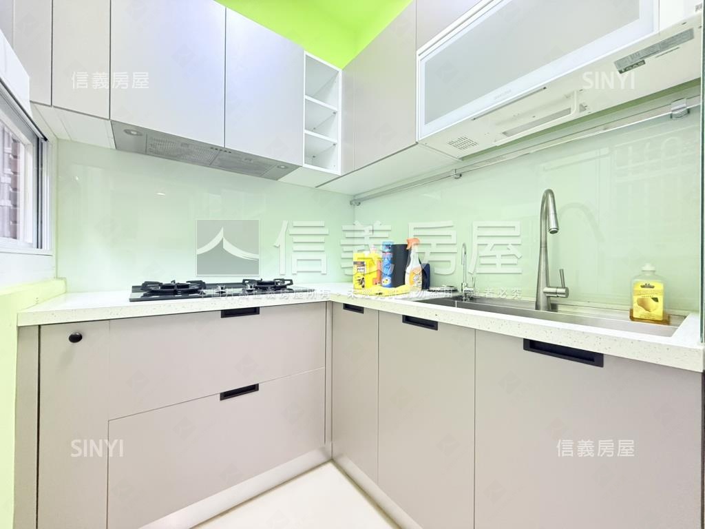 京城環球企業精美兩房平車房屋室內格局與周邊環境