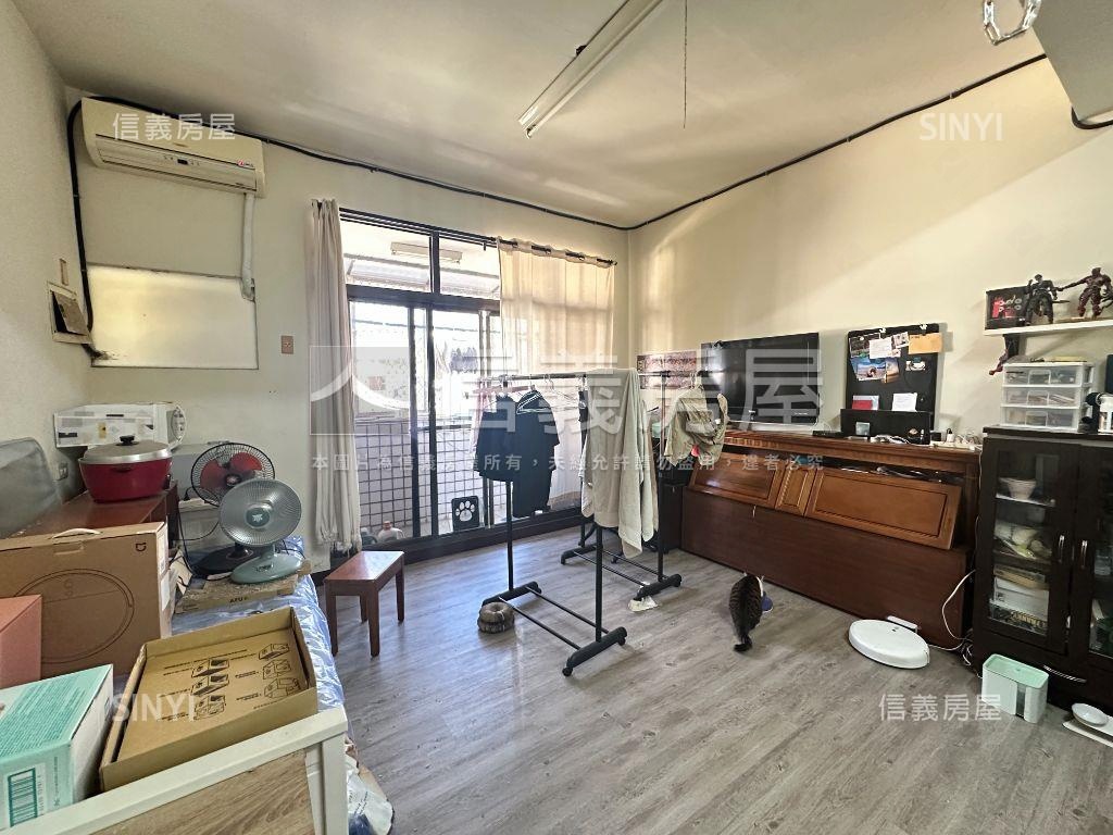 九年國教臨路騎樓大透天房屋室內格局與周邊環境