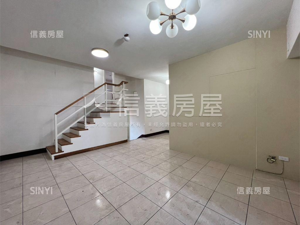 小資族魔術大空間房屋室內格局與周邊環境