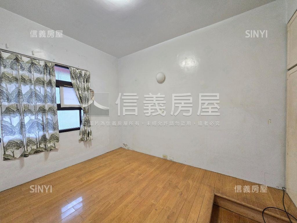 捷運公寓三樓房屋室內格局與周邊環境