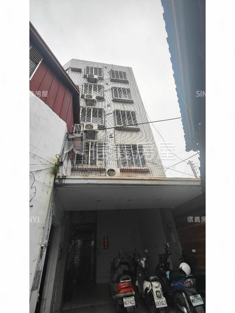 東區二樓四套房公寓房屋室內格局與周邊環境