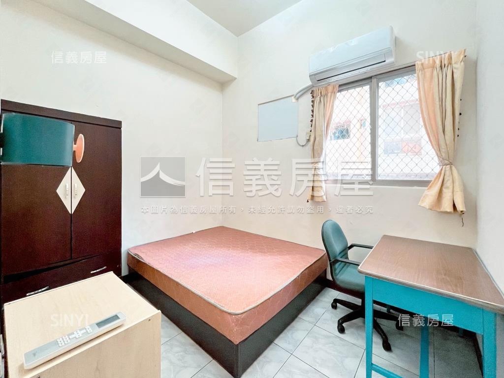 雅園三房附３９個車位房屋室內格局與周邊環境