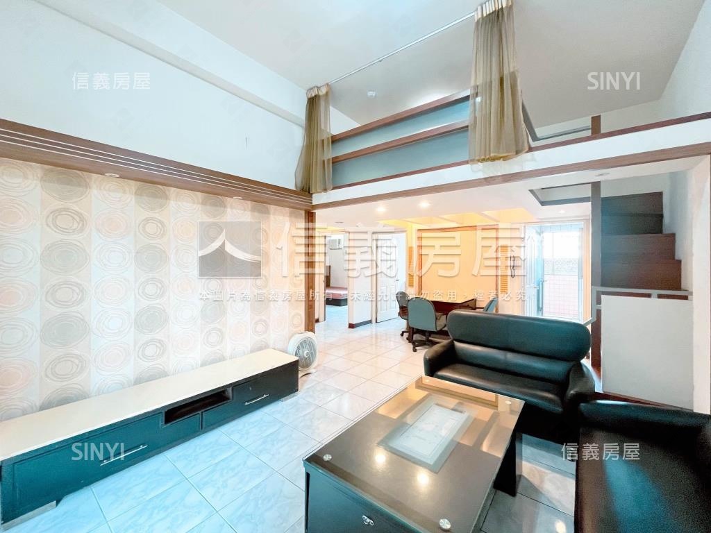 雅園三房附３９個車位房屋室內格局與周邊環境