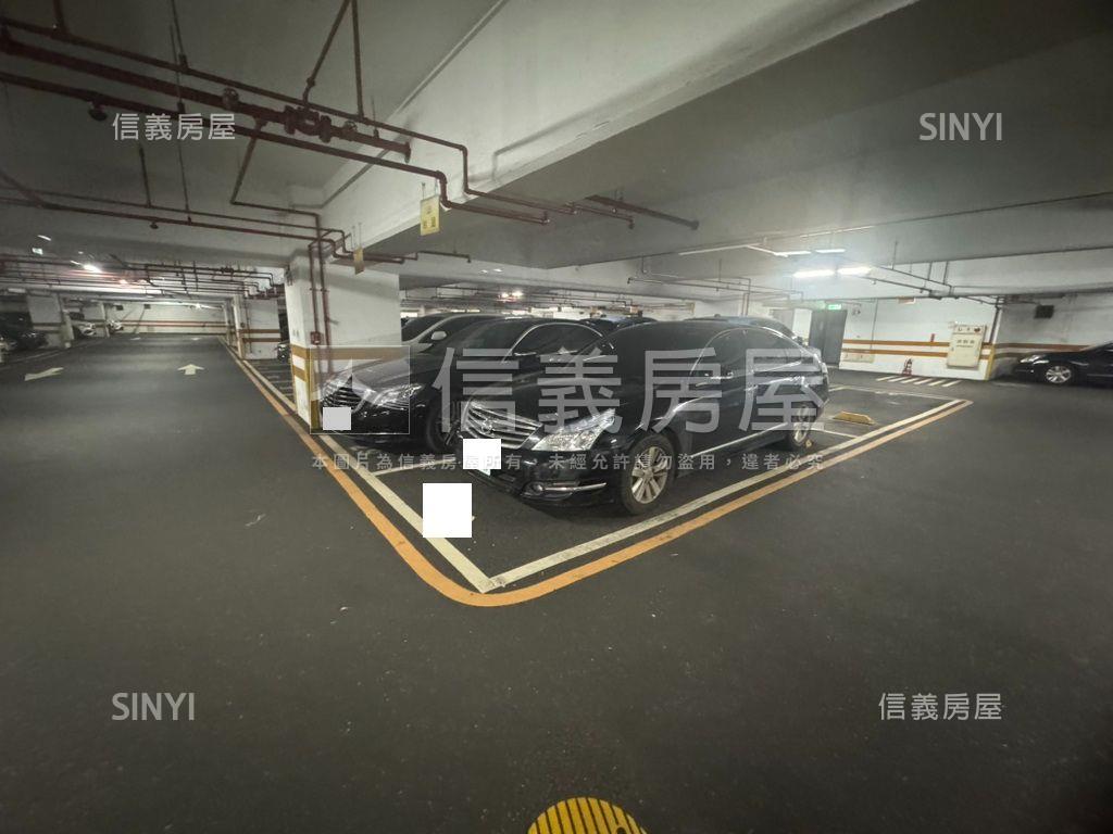 【稀有】新世紀精華辦公房屋室內格局與周邊環境