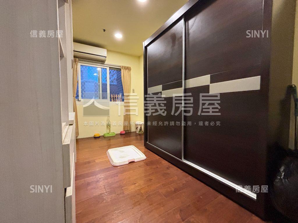 大東家華園裝潢戶附車位房屋室內格局與周邊環境