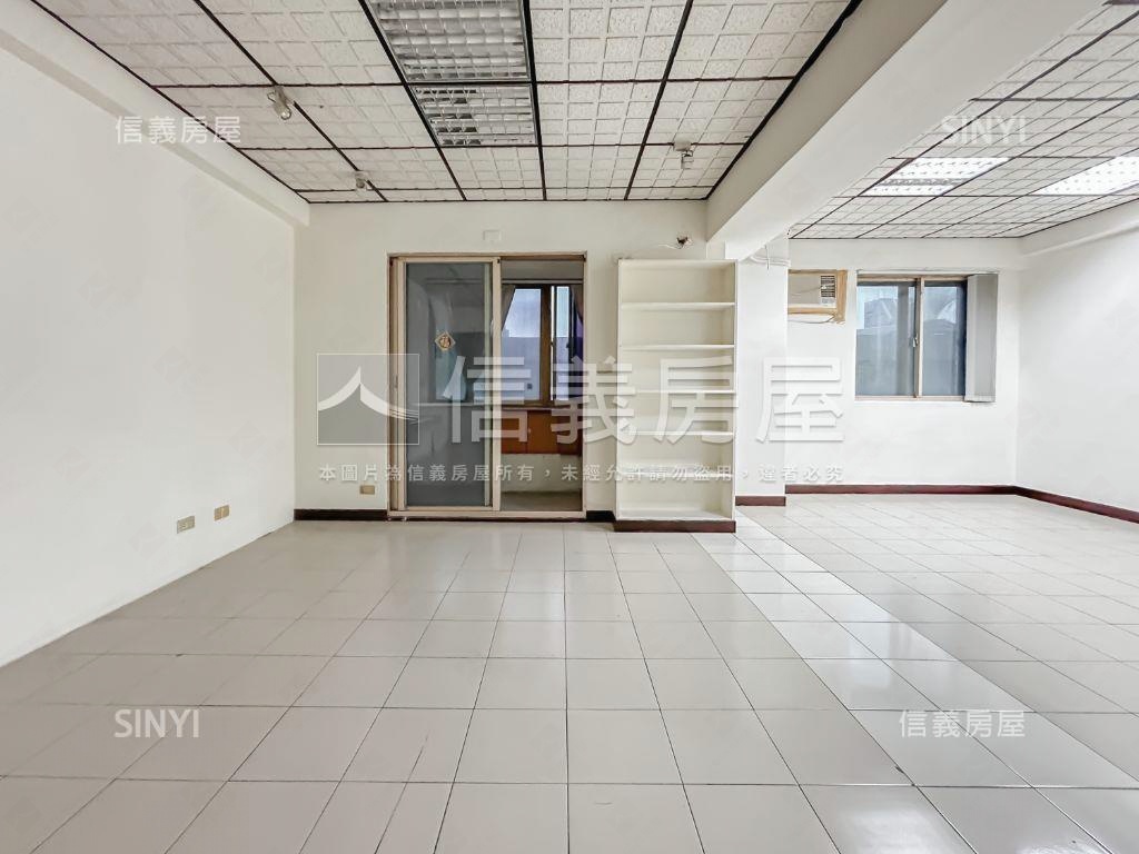 都會管理採光大樓房屋室內格局與周邊環境