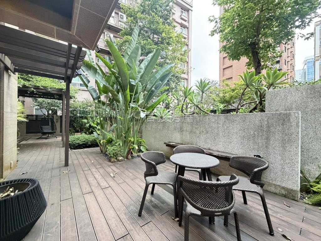 新景澤●精裝庭院房屋室內格局與周邊環境