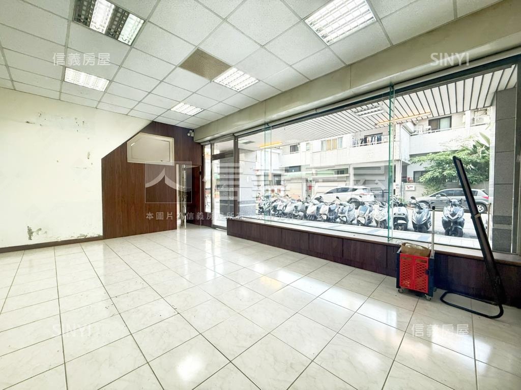 文心國小面寬店面平車房屋室內格局與周邊環境