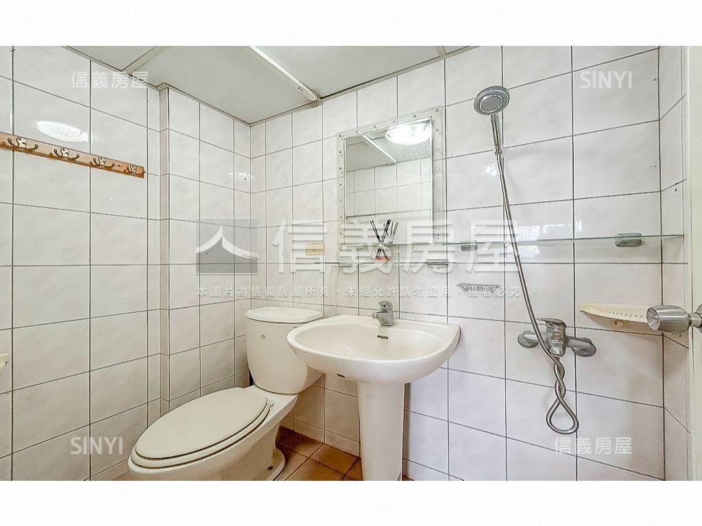 長虹天下三房車位美屋房屋室內格局與周邊環境