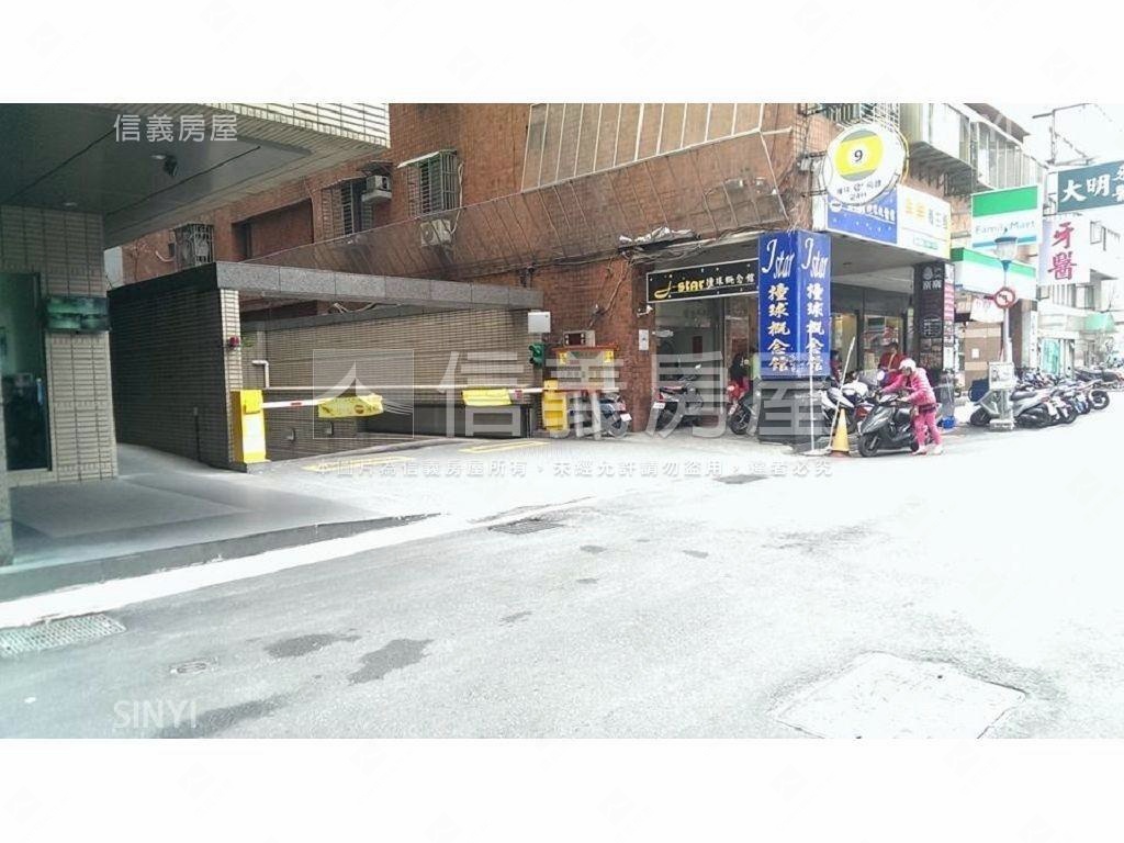 力麒麒園獨立坡平車位房屋室內格局與周邊環境
