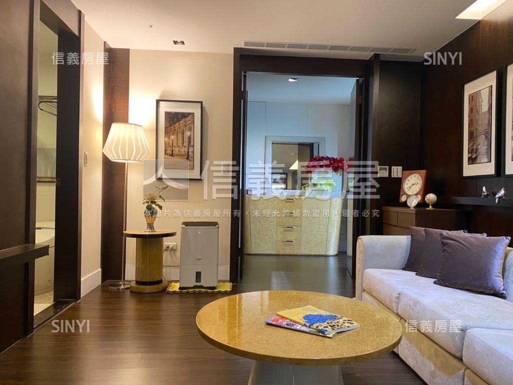 河岸第一排｜豪華｜美宅房屋室內格局與周邊環境