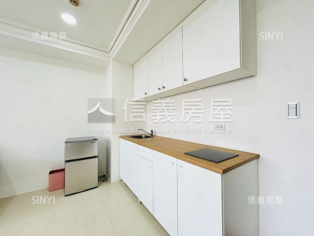 水世紀山河美景２房車位房屋室內格局與周邊環境