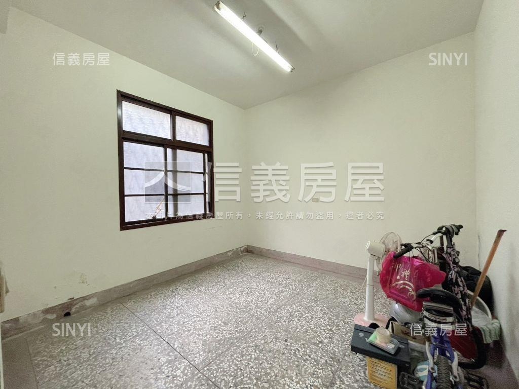 近市區稀有鬧區土地房屋室內格局與周邊環境