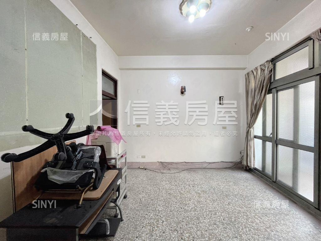 近市區稀有鬧區土地房屋室內格局與周邊環境