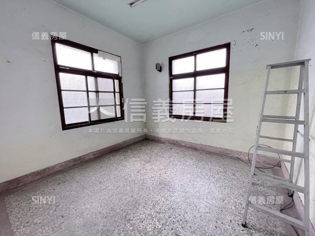 近市區稀有鬧區土地房屋室內格局與周邊環境