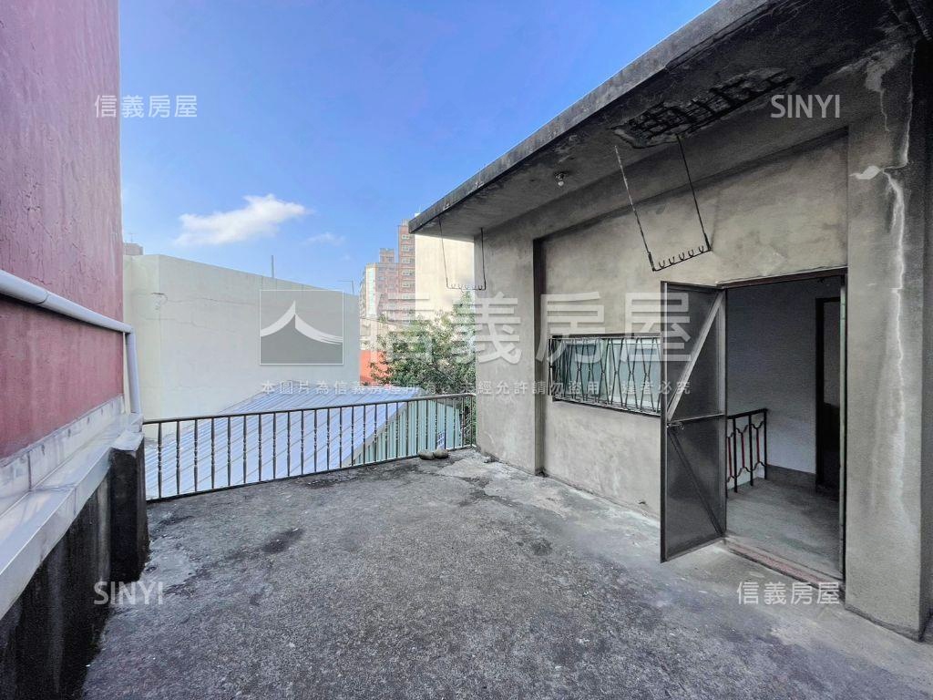 近市區稀有鬧區土地房屋室內格局與周邊環境