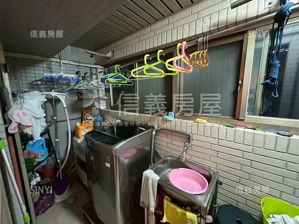 誠售中央新村三房房屋室內格局與周邊環境