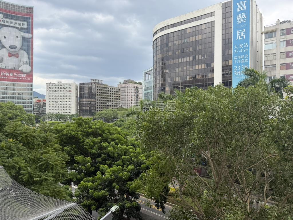 亞洲仁愛林蔭大道稀有釋出房屋室內格局與周邊環境