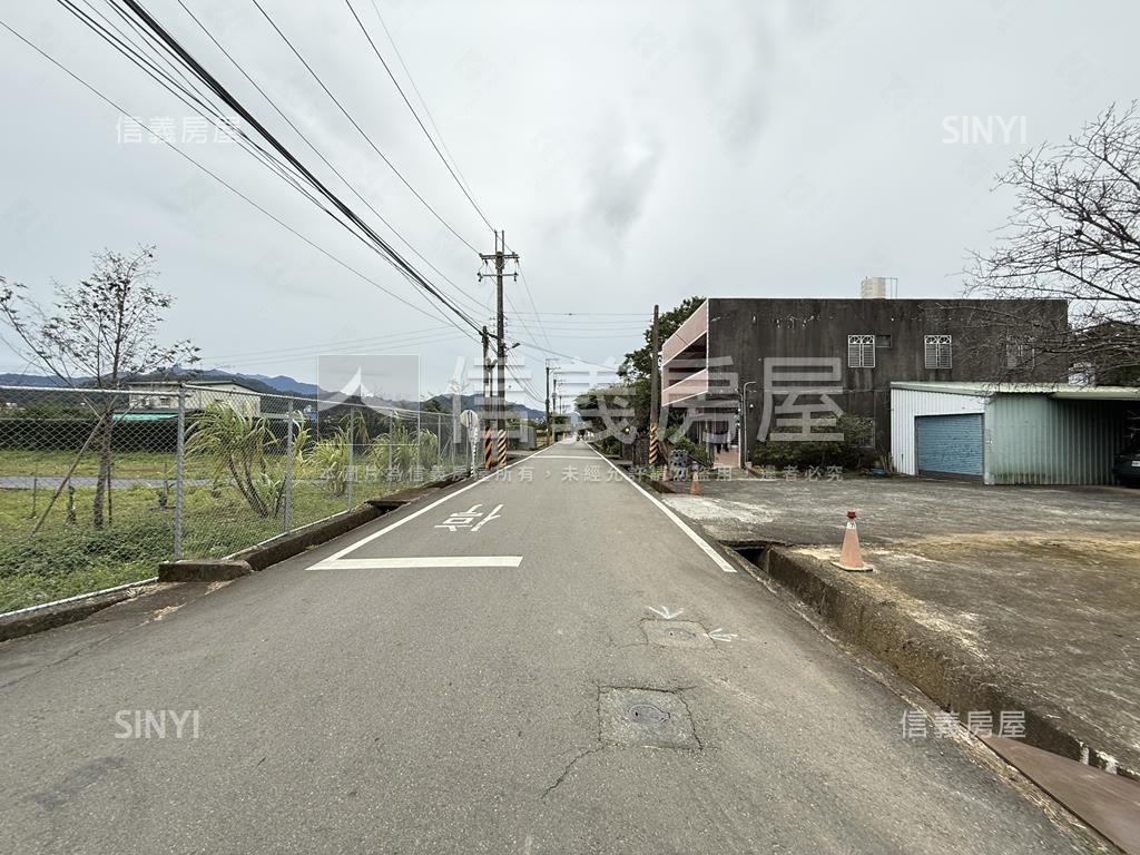 大溪三層雙面臨路方正農地房屋室內格局與周邊環境