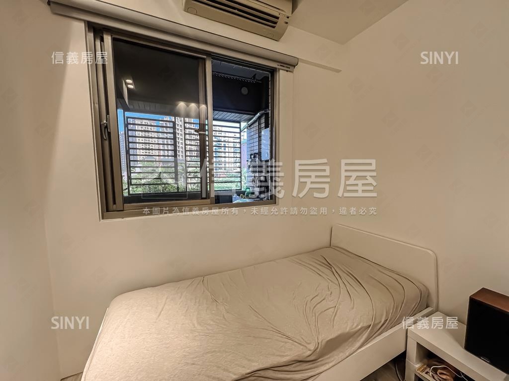 竹城京都美裝潢三房車位房屋室內格局與周邊環境