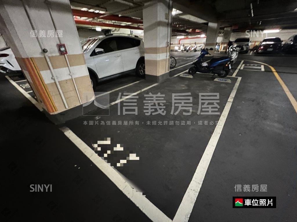 竹城京都美裝潢三房車位房屋室內格局與周邊環境