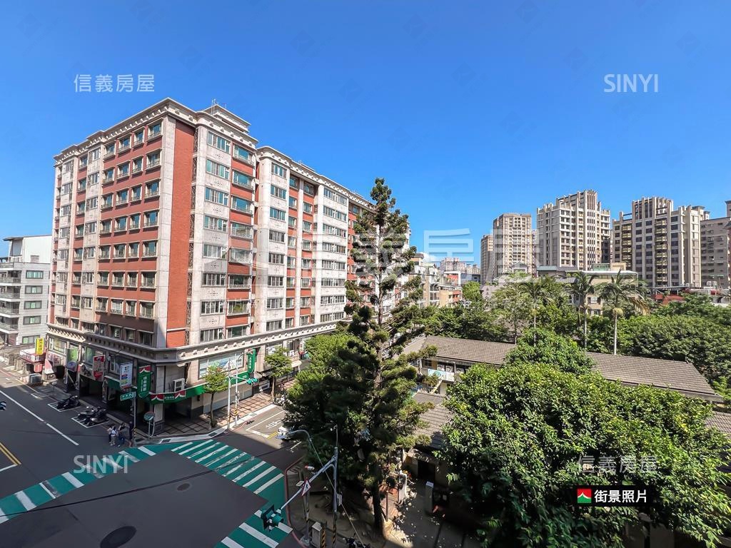 竹城京都美裝潢三房車位房屋室內格局與周邊環境
