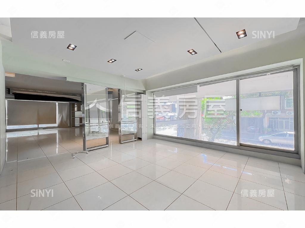 波蜜臻品櫥窗角店房屋室內格局與周邊環境