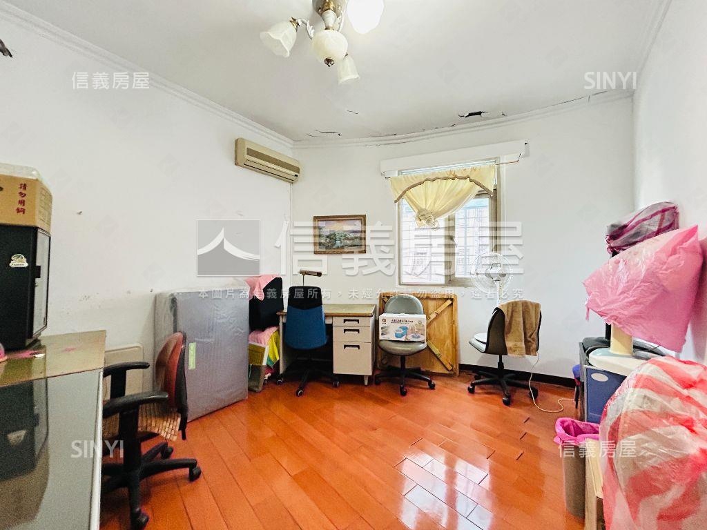 民族採光邊間二樓房屋室內格局與周邊環境