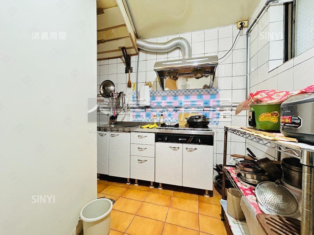 民族採光邊間二樓房屋室內格局與周邊環境