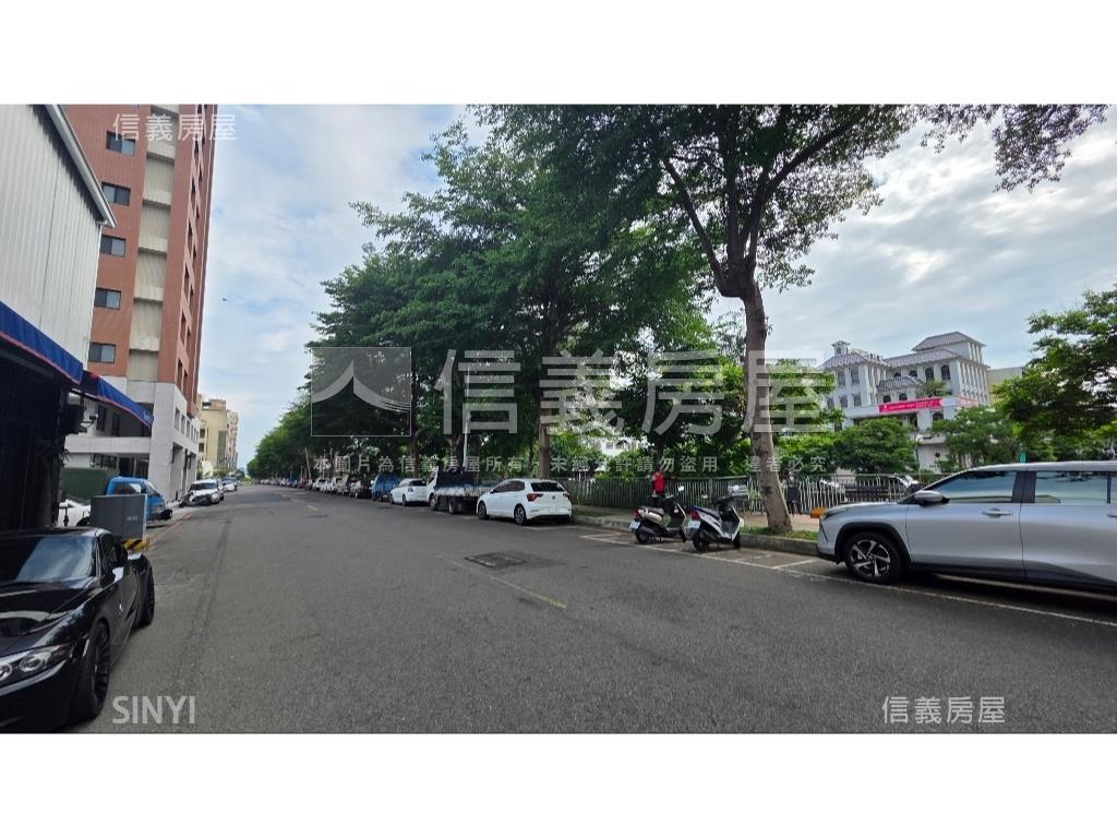 近大忠南街雙面臨路土地房屋室內格局與周邊環境