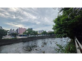 近大忠南街雙面臨路土地