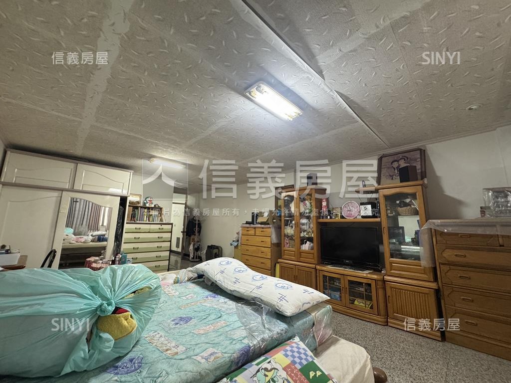 億載學區大地坪金店住房屋室內格局與周邊環境
