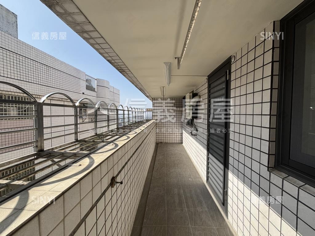 近火車站三房車位視野美屋房屋室內格局與周邊環境