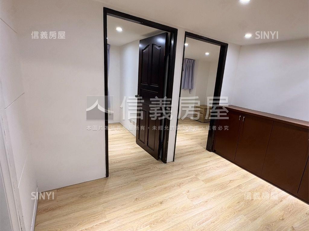 環堤華麗魔術空間房屋室內格局與周邊環境