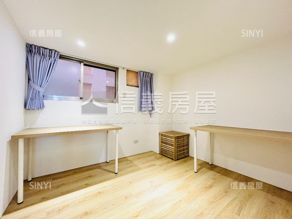 環堤華麗魔術空間房屋室內格局與周邊環境