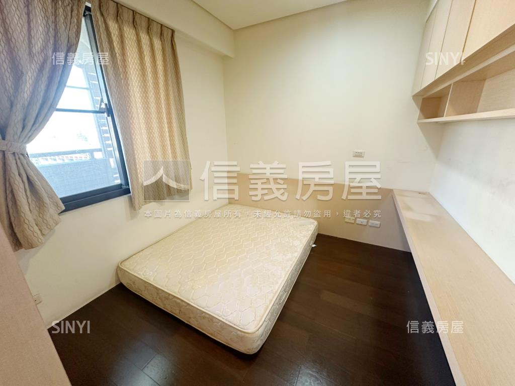 歐洲公園４房車位房屋室內格局與周邊環境