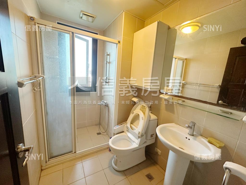 歐洲公園４房車位房屋室內格局與周邊環境