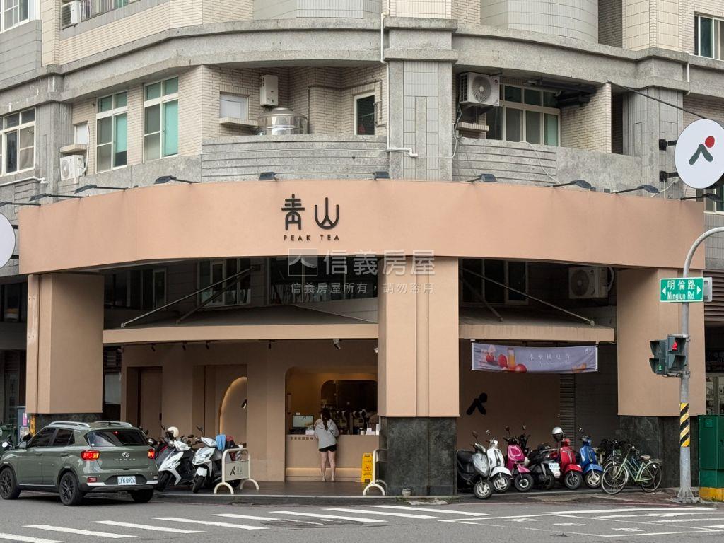瑞豐夜市大面寬三角店面房屋室內格局與周邊環境