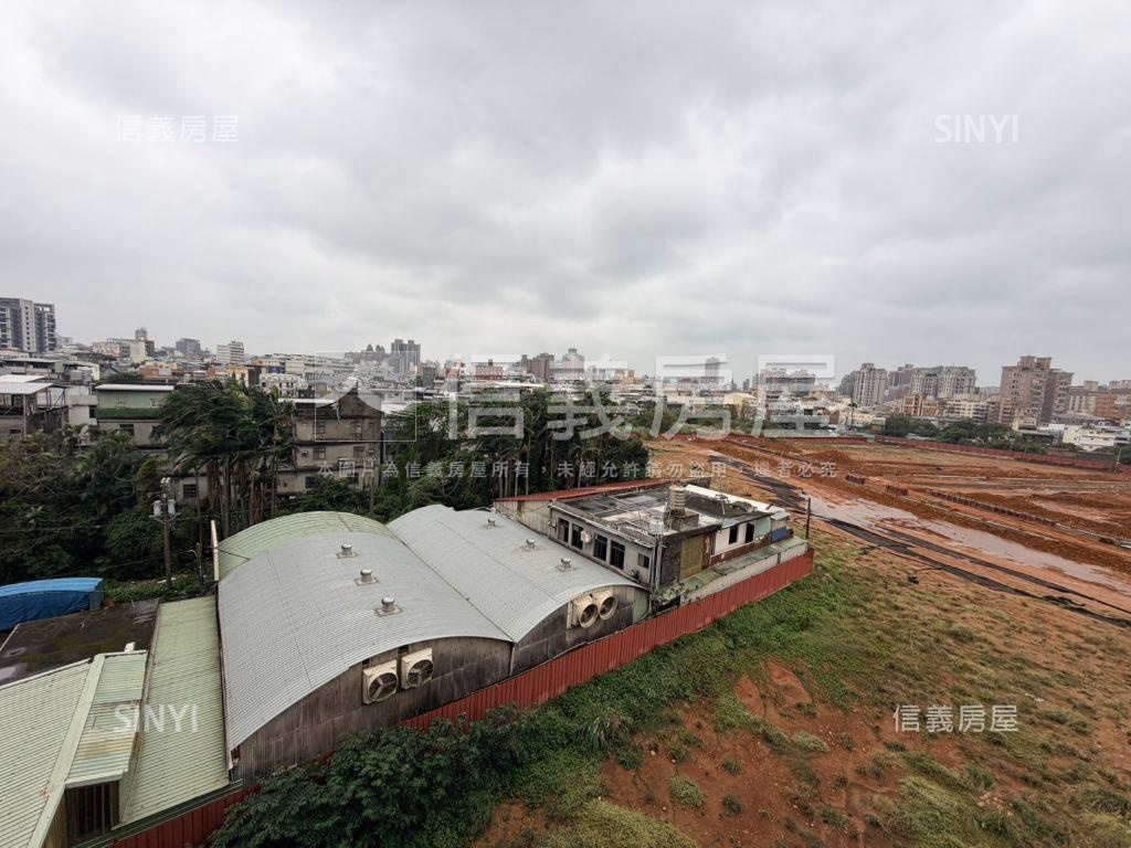 【中原至尊】電梯兩房車位房屋室內格局與周邊環境