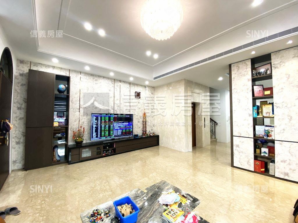 文豪邊間精緻電梯透天房屋室內格局與周邊環境