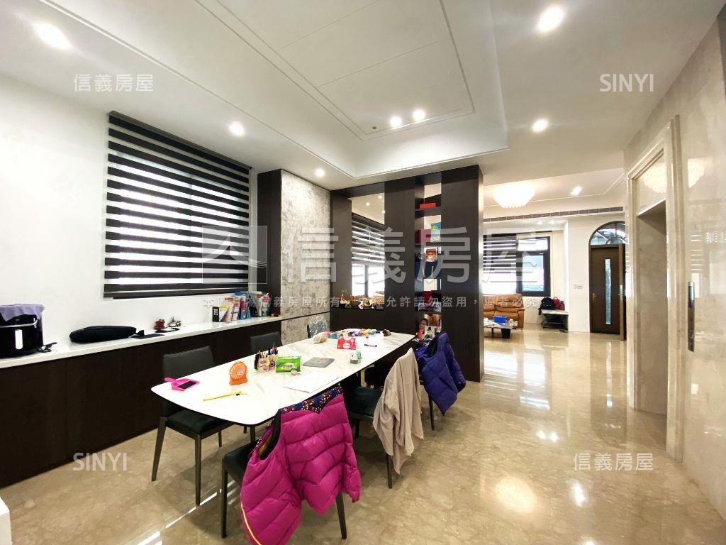 文豪邊間精緻電梯透天房屋室內格局與周邊環境