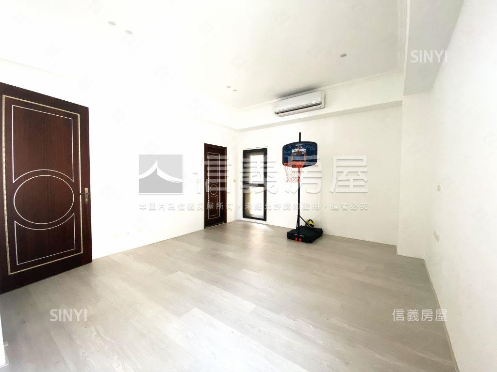 文豪邊間精緻電梯透天房屋室內格局與周邊環境