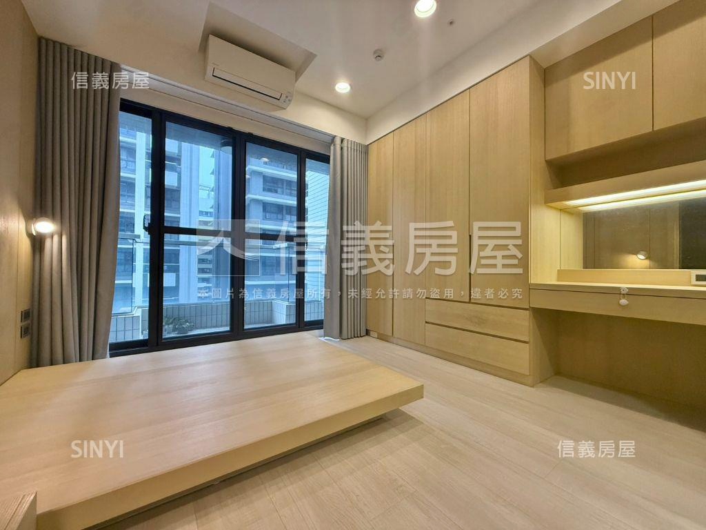東橋滙世界美妝三房平車房屋室內格局與周邊環境